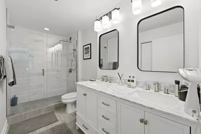 200 W Grand Avenue #903, Chicago, IL 60654 - Photo 15