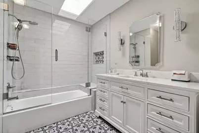 962 Shoreline Road, Lake Barrington, IL 60010 - Photo 11