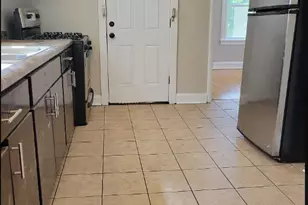 7806 S Winchester Ave, Chicago, IL 60620 - Photo 5