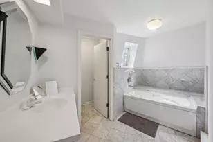 26155 W Laurel Ave, Wauconda, IL 60084 - Photo 33