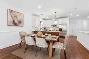 3625 N Lakewood Ave, Chicago, IL 60613 - Photo 5