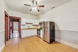 1312 W Nelson St, Chicago, IL 60657 - Photo 5