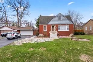 7241 W 109th Pl, Worth, IL 60482 - Photo 1