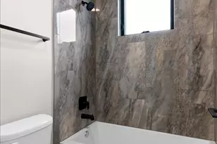 1225 Noble Dr, Port Barrington, IL 60010 - Photo 15