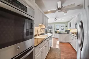 516 Greenwood St, Evanston, IL 60201 - Photo 13