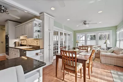 516 Greenwood Street, Evanston, IL 60201 - Photo 15