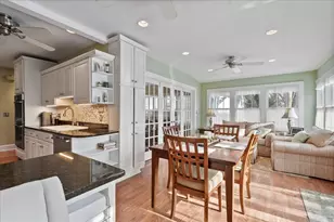 516 Greenwood St, Evanston, IL 60201 - Photo 15