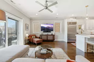 843 W Fletcher St, Chicago, IL 60657 - Photo 13