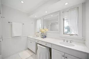 2407 Iroquois Rd, Wilmette, IL 60091 - Photo 19