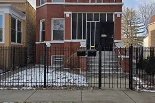 6946 S Prairie Ave, Chicago, IL 60637 - Photo 1