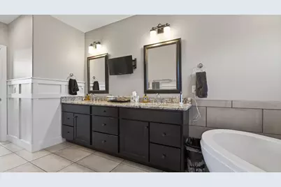 8 Flint Court, Bloomington, IL 61705 - Photo 25