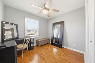 581 Charing Cross Rd, Elk Grove Village, IL 60007 - Photo 15