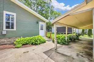 464 S Independence St, Monticello, IL 61856 - Photo 29