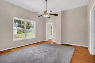464 S Independence St, Monticello, IL 61856 - Photo 9