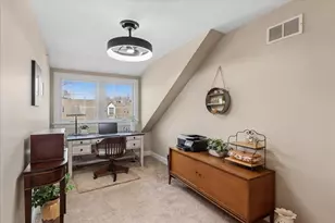 225 5th St, Libertyville, IL 60048 - Photo 15