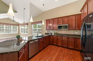 700 Cheshire Ct, Oswego, IL 60543 - Photo 9