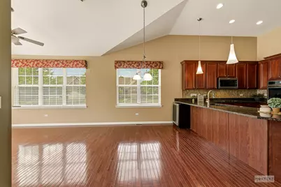 700 Cheshire Court, Oswego, IL 60543 - Photo 7