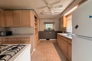 1941 Herbert Ave, Berkeley, IL 60163 - Photo 3