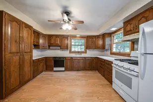 2N580 Beith Rd, Elburn, IL 60119 - Photo 11