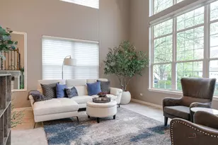 1695 Natures Way, Lindenhurst, IL 60046 - Photo 5