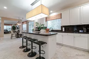 1695 Natures Way, Lindenhurst, IL 60046 - Photo 13