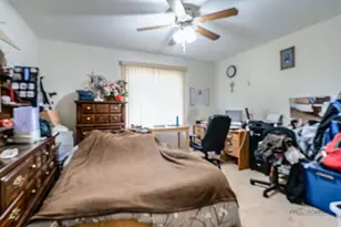 1009 Hampton Ct, McHenry, IL 60050 - Photo 11