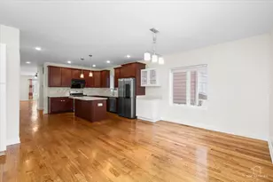 3326 S Lituanica Ave, Chicago, IL 60608 - Photo 13