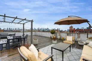 1446 W Cortez Ave, Chicago, IL 60642 - Photo 21