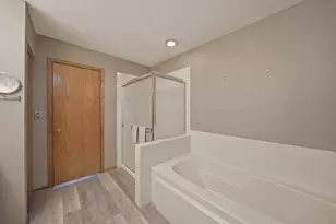 7770 Bristol Park Dr, Tinley Park, IL 60477 - Photo 25