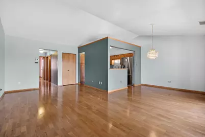 7545 Sheridan Drive #2-3D, Willowbrook, IL 60527 - Photo 3