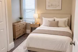 137 N East Ave, Aurora, IL 60505 - Photo 9