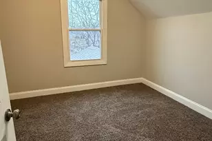 137 N East Ave, Aurora, IL 60505 - Photo 15