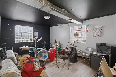 2620 S Central Park Avenue, Chicago, IL 60623 - Photo 17