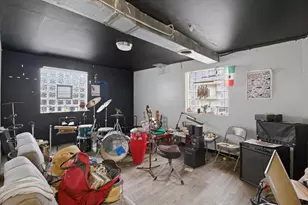 2620 S Central Park Ave, Chicago, IL 60623 - Photo 17