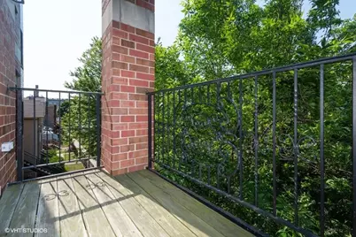 2113 W Gladys Avenue #3N, Chicago, IL 60612 - Photo 11