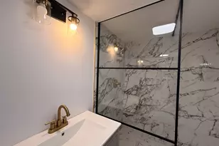 [Address not provided], Chicago, IL 60636 - Photo 9