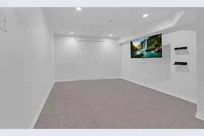 141 Manchester Court, Buffalo Grove, IL 60089 - Photo 35