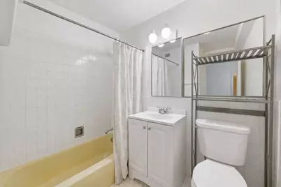 4250 N Marine Drive #1223, Chicago, IL 60613 - Photo 9