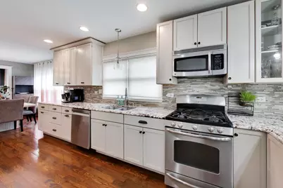 274 N Oak Street, Elmhurst, IL 60126 - Photo 7