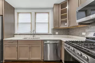 10644 S Eggleston Ave, Chicago, IL 60628 - Photo 11