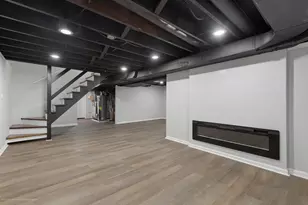 10644 S Eggleston Ave, Chicago, IL 60628 - Photo 25