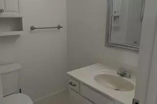 600 Eastview Ct, Schaumburg, IL 60193 - Photo 13