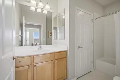 [Address not provided], Northbrook, IL 60062 - Photo 17