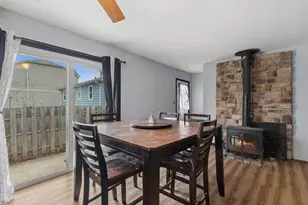 18 McKinley St, Lake in the Hills, IL 60156 - Photo 7