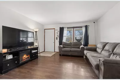 18 McKinley Street, Lake in the Hills, IL 60156 - Photo 3