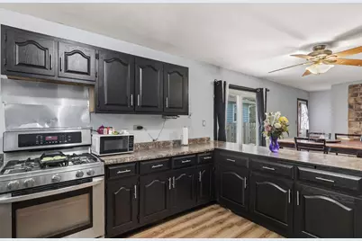 18 McKinley Street, Lake in the Hills, IL 60156 - Photo 9