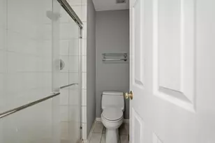 2113 Ammer Ridge Ct, Glenview, IL 60025 - Photo 13