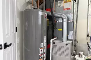 304 W 111th St, Chicago, IL 60628 - Photo 21