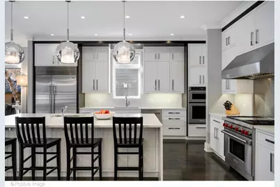 2107 W Bradley Place, Chicago, IL 60618 - Photo 15