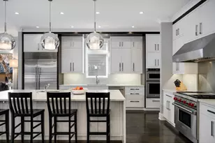 2107 W Bradley Pl, Chicago, IL 60618 - Photo 15